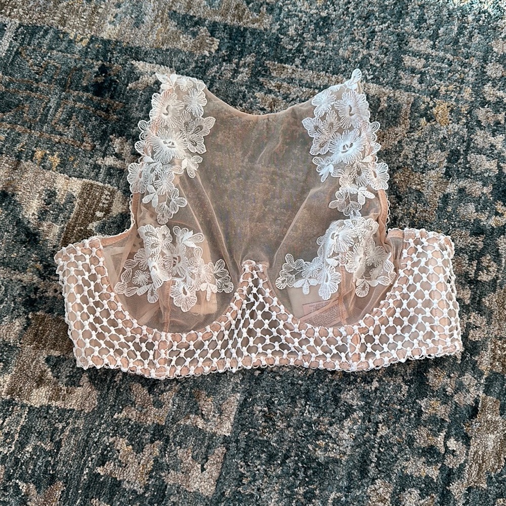 Victoria’s Secret bra top
